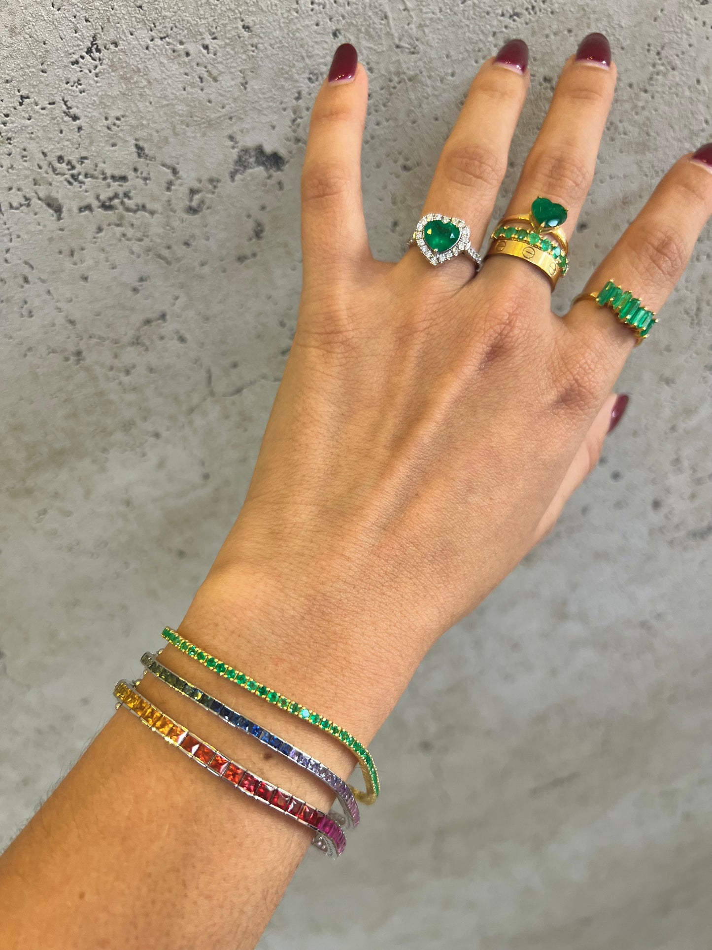 Brazalete de esmeraldas con oro amarillo